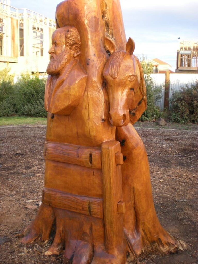 Settlement life in Caroline Springs area carved by John Brady using Chainsaws - view 3